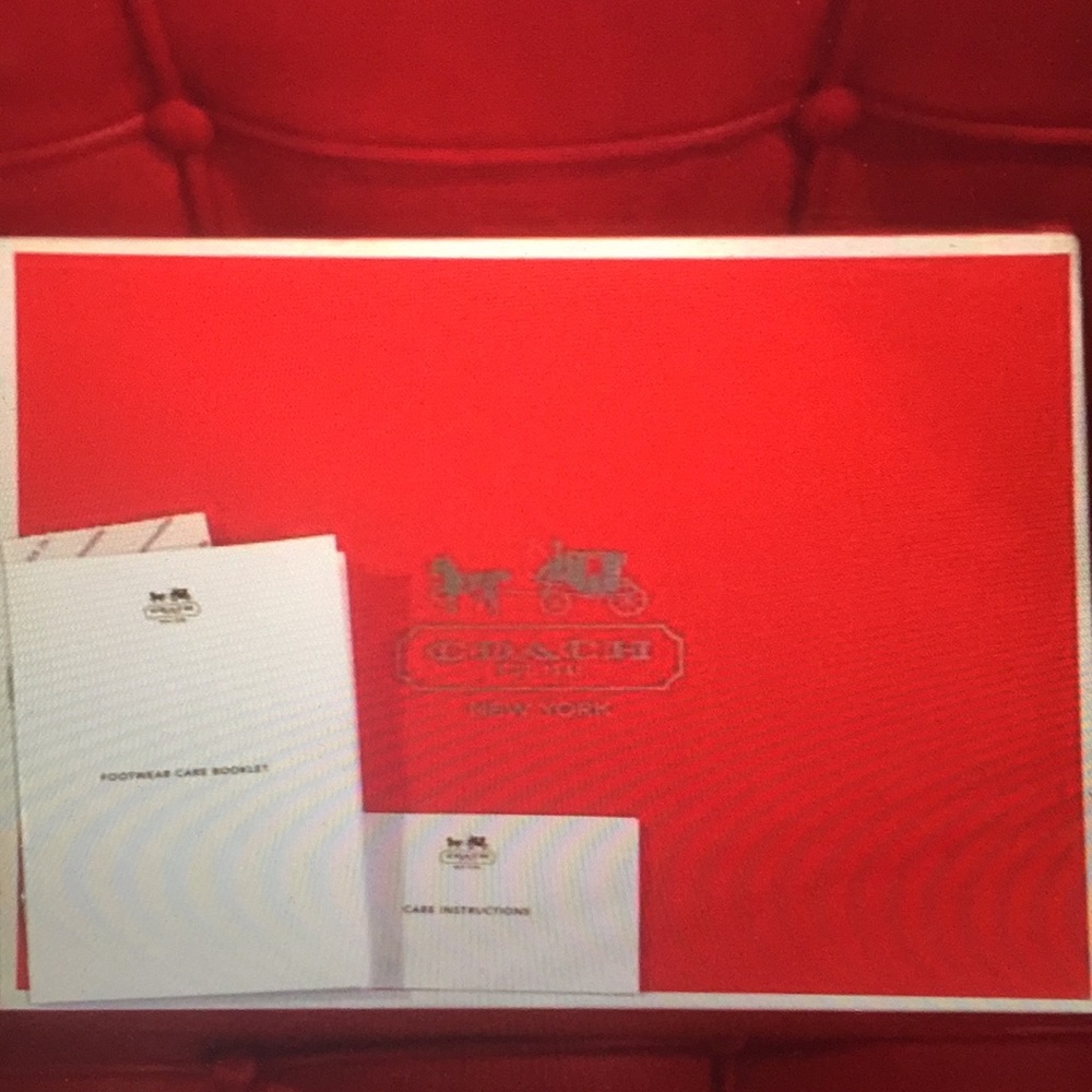 AUTHENTIC COACH SHOE - PRINTED SNAKE - Picture 3 of 5